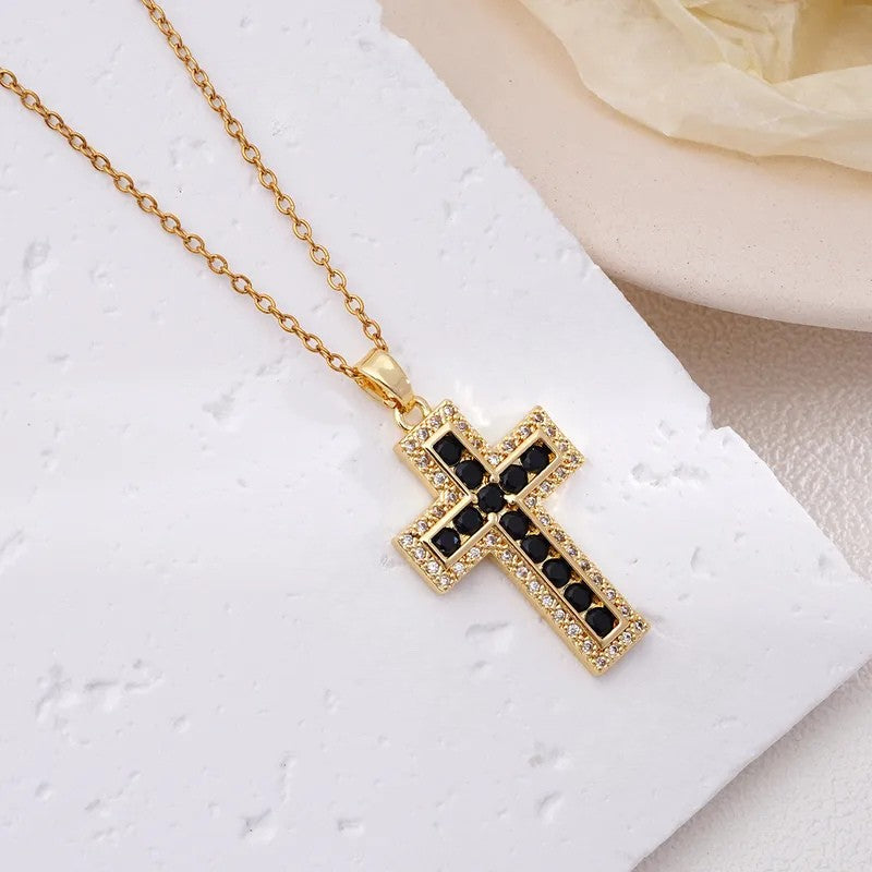 Collier Black Crux